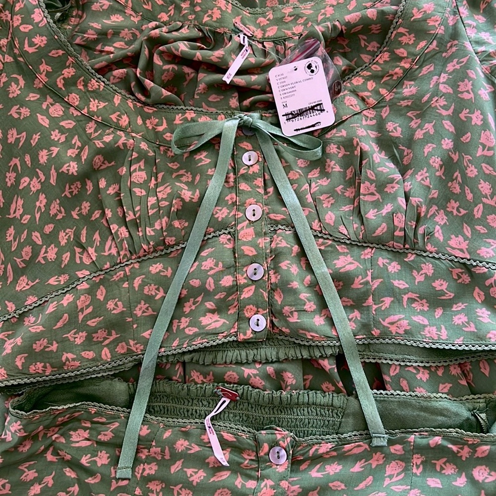 Free People Easy to Love Set Skirt Crop Top Skirt Set Green Floral NWT - Picture 13 of 17